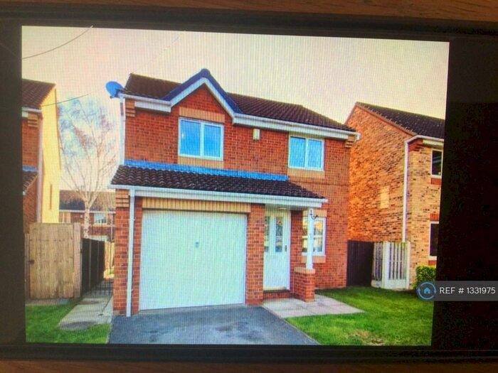 3 Bedroom Detached House To Rent In Langsett Court, Doncaster, DN4
