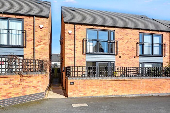 1 Bedroom Terraced House For Sale In Clemency Mews, Beeston, NG9