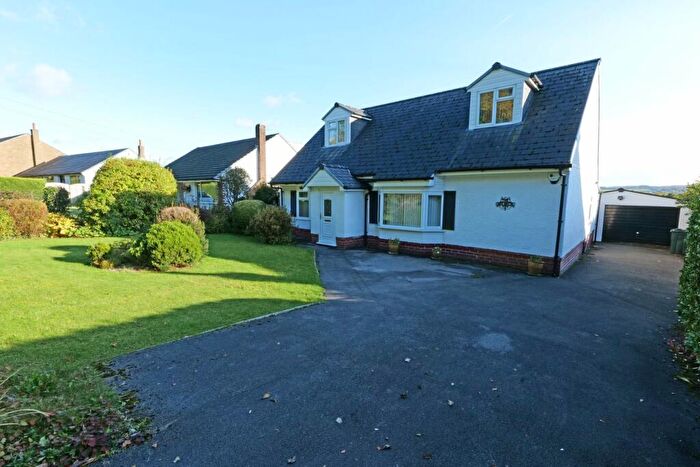 3 Bedroom Detached House For Sale In Whalley Road, Read, BB12