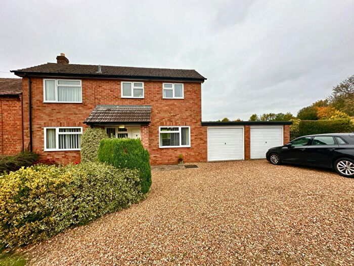 2 Bedroom Detached House For Sale In Parkway, Ledbury, HR8