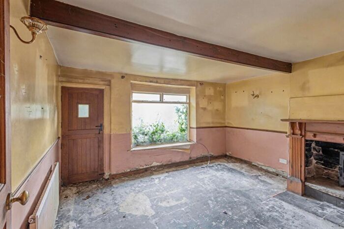 2 Bedroom End Of Terrace House For Sale In Burnwells, Bradford, West Yorkshire, BD10