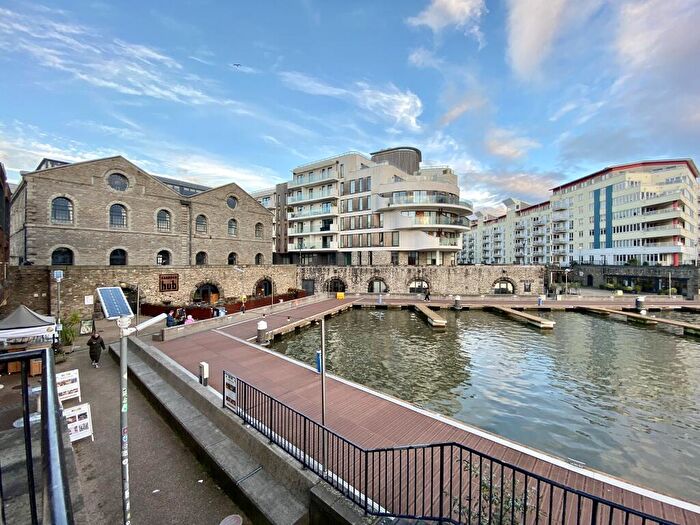 1 Bedroom Apartment To Rent In Harbourside, Purifier House, BS1