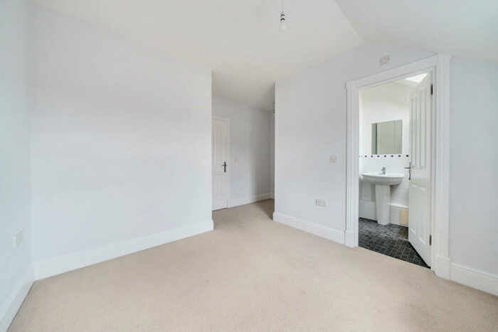 5 Bedroom Terraced House To Rent In Blyth Court, West Road, Saffron Walden, CB11