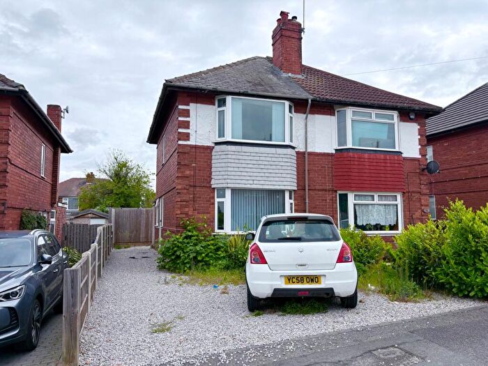 2 Bedroom Semi-Detached House For Sale In Masefield Road, Doncaster, DN2