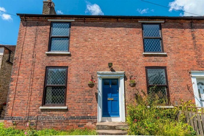 3 Bedroom Semi-Detached House To Rent In Bondgate, Castle Donington, Derby, DE74