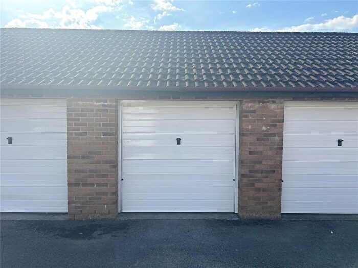 Property To Rent In Orkney Mews, Tiverton, EX16