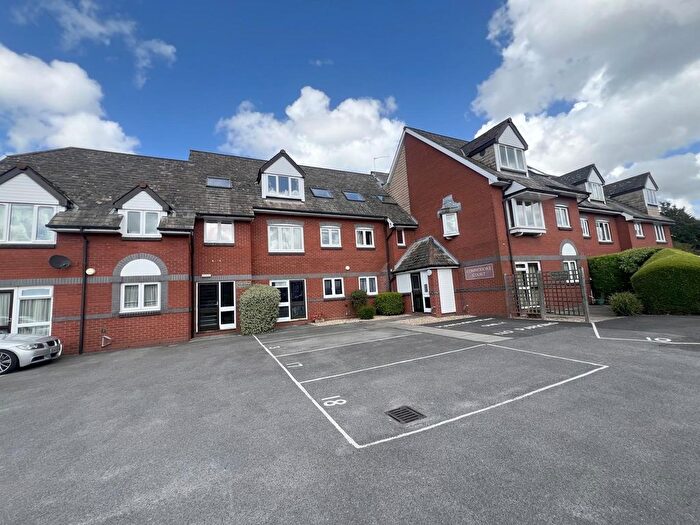 1 Bedroom Flat To Rent In Captains Place, Southampton, SO14