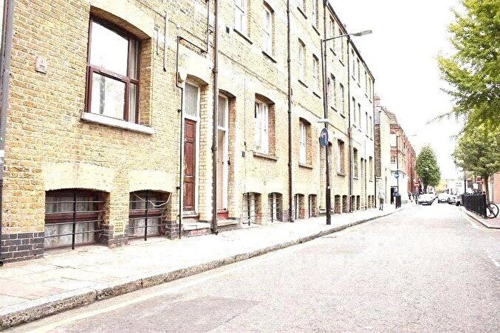 4 Bedroom Duplex To Rent In Settles Street, London, E1