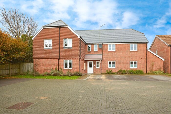 2 Bedroom Flat For Sale In Snowdrop Wynde, Shaftesbury, SP7