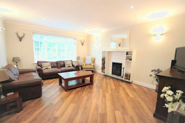 4 Bedroom Property To Rent In St Giles Road, Bredon, Tewkesbury GL20