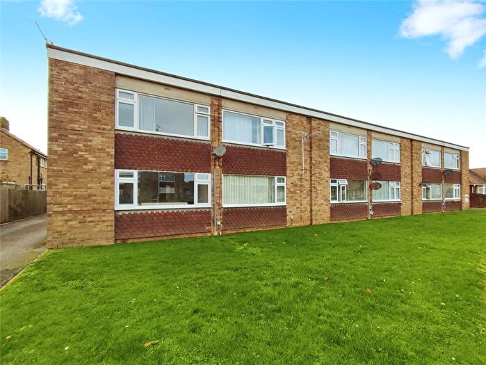 Studio For Sale In Seamill Park Crescent, Worthing, West Sussex, BN11