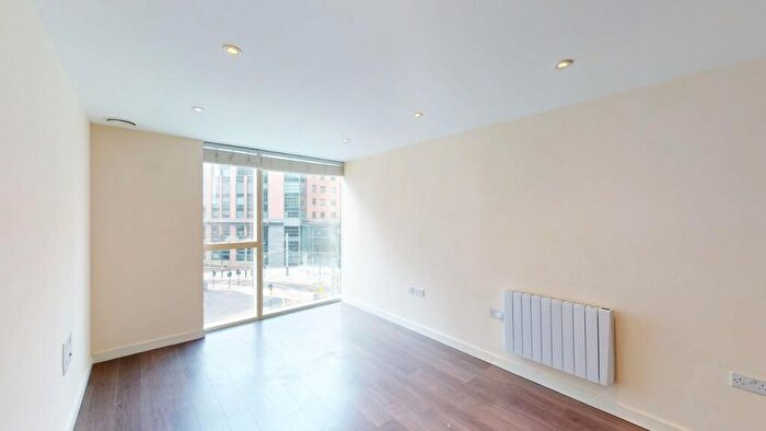 2 Bedroom Apartment For Sale In Tennyson Apartments, Saffron Central Square, Croydon, CR0