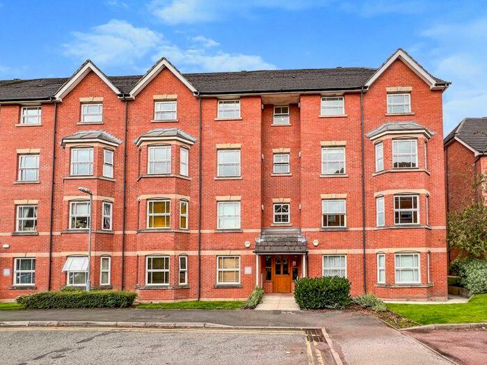 2 Bedroom Flat To Rent In Royal Court Drive, Bolton Town Centre, BL1