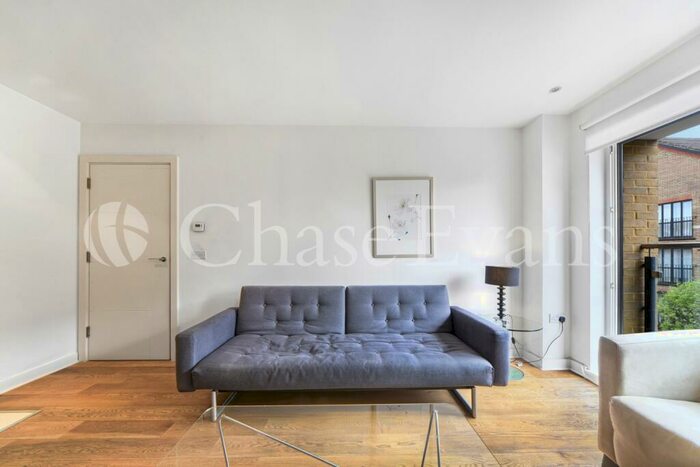 1 Bedroom Flat To Rent In Westferry Road, Isle Of Dogs, London, E14