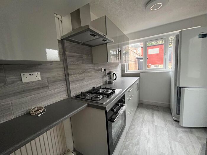 3 Bedroom End Of Terrace House To Rent In Manchester Street, Derby - Students /, DE22