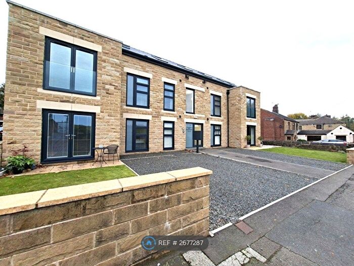 2 Bedroom Flat To Rent In Warren Rise Apartments, Worrall, Sheffield, S35