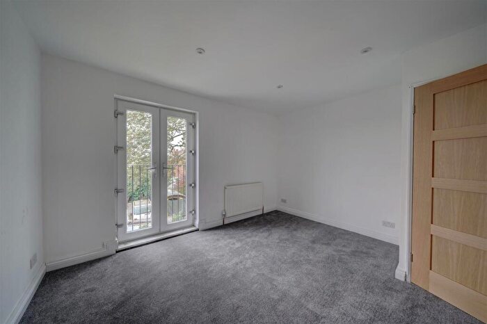 4 Bedroom Detached House For Sale In Coppice Lane, Brierley Hill, DY5