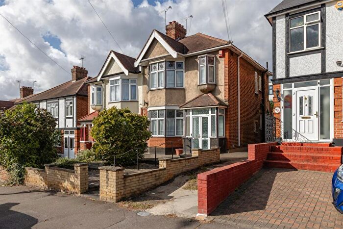 3 Bedroom House For Sale In St. Barnabas Road, Woodford Green, IG8