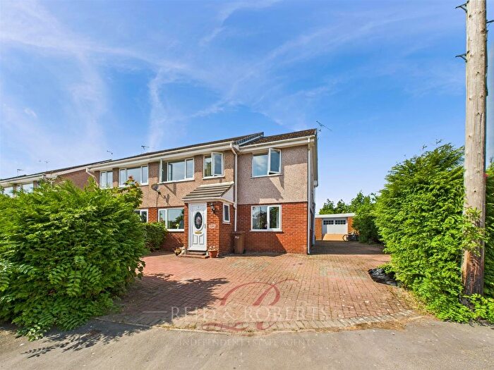 4 Bedroom Semi-Detached House For Sale In Birch Court, Leeswood, Mold, CH7