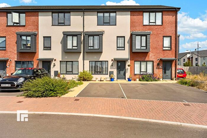 3 Bedroom Terraced House For Sale In Ffordd Darwin, Barry, CF63