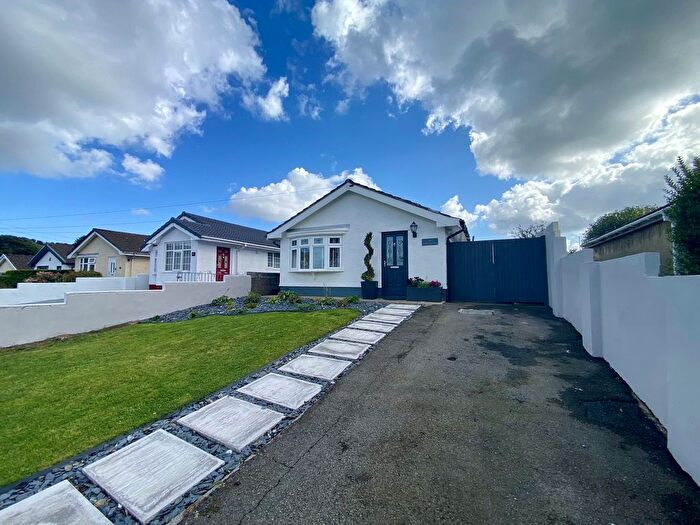 3 Bedroom Detached Bungalow For Sale In Cefn Road, Glais, Swansea, City And County Of Swansea., SA7