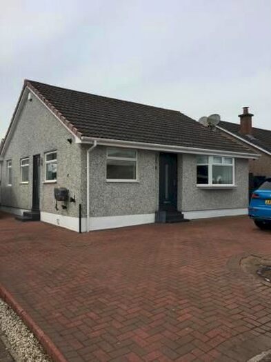 4 Bedroom Bungalow To Rent In Hyacinth Way, Carluke, ML8