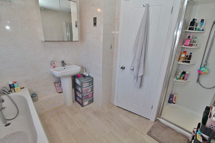 3 Bedroom Semi-Detached House For Sale In Whitsbury Road, Havant, PO9