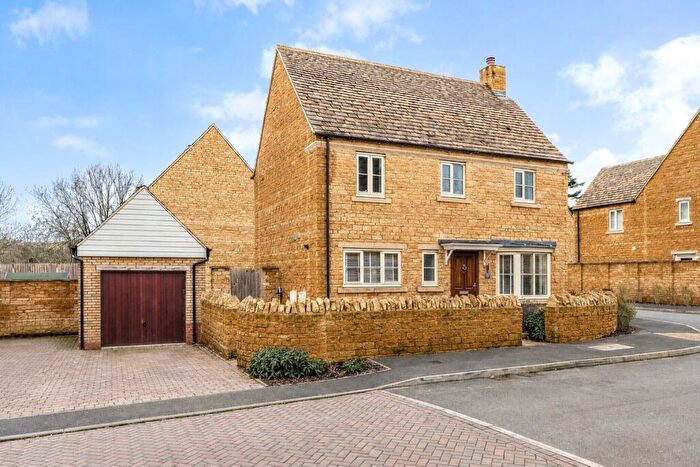 3 Bedroom Detached House For Sale In Olimpick Drive, Chipping Campden, Gloucestershire, GL55