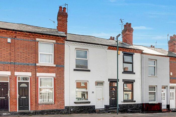 2 Bedroom Terraced House For Sale In Russell Road, Nottingham, NG7