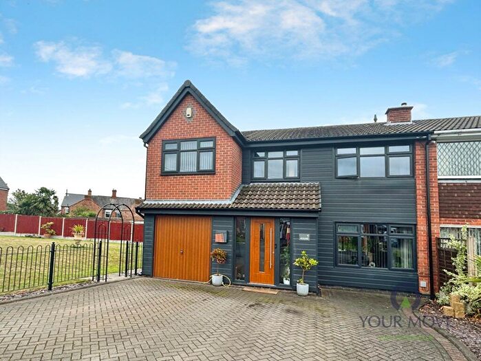 3 Bedroom Semi-Detached House For Sale In Browning Road, Swadlincote, Derbyshire, DE11