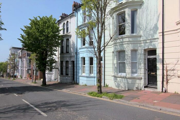 1 Bedroom Apartment To Rent In Egremont Place, Brighton, BN2