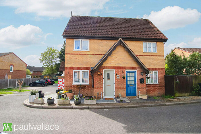 1 Bedroom Terraced House For Sale In Church Langley, Harlow | Stunning One Bedroom Freehold House, CM17