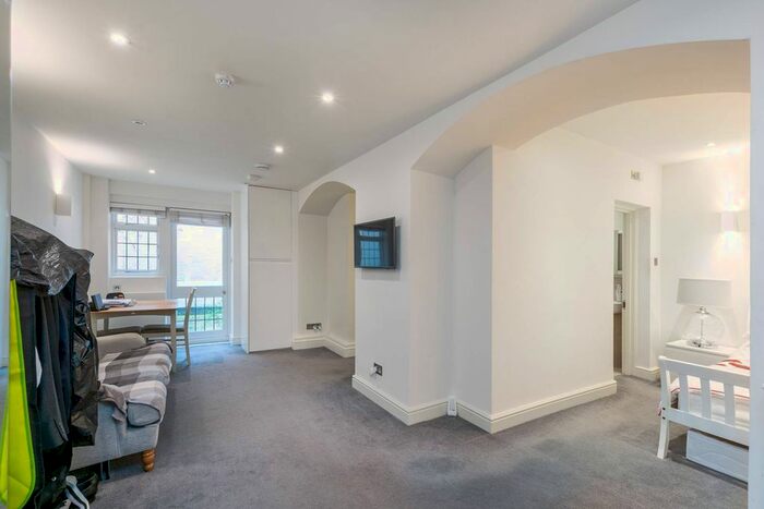 Studio To Rent In Udall Street, Westminster, London, SW1P