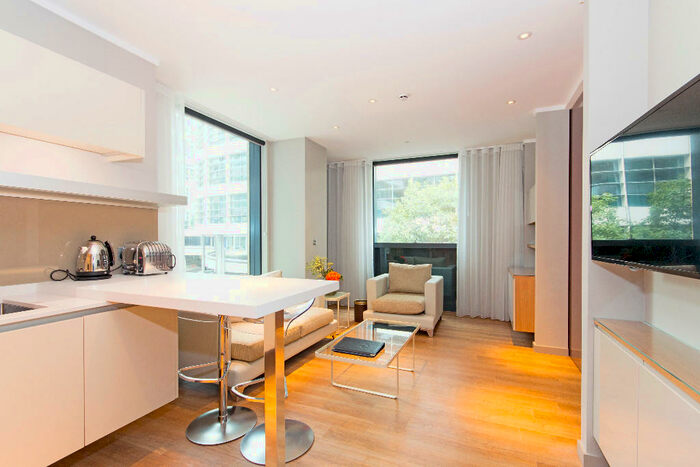 Terraced House To Rent In Clarendon Place, London, W2