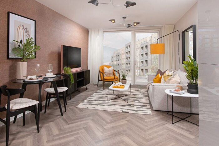 1 Bedroom Flat For Sale In "The Joyce" At Moorbridge Court, Maidenhead, SL6