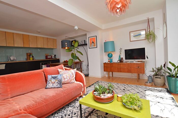 1 Bedroom Flat To Rent In The Avenue, Leeds, LS9