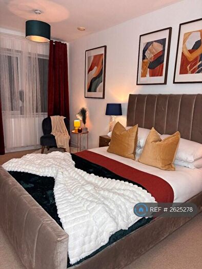 2 Bedroom Flat To Rent In Eyot House, London, SE16