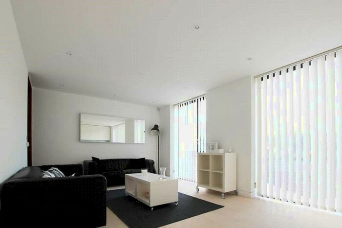 2 Bedroom Apartment To Rent In Oval Road, Primrose Hill, London, NW1