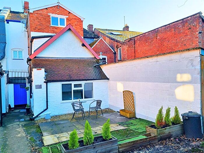 2 Bedroom Flat To Rent In South Street, Leominster, HR6