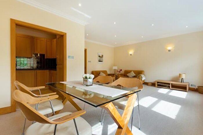 1 Bedroom Flat To Rent In Beaufort Gardens, London, SW3
