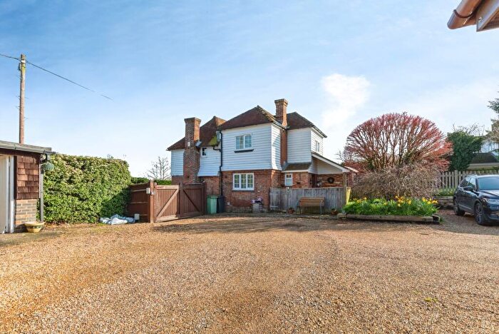 6 Bedroom Detached House For Sale In Lower Road, East Farleigh, Maidstone, Kent, ME15