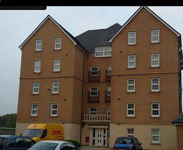 2 Bedroom Flat To Rent In Bagshawe Court, Luton, LU1