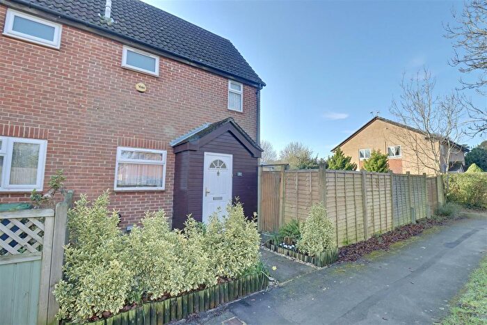 1 Bedroom End Terrace House For Sale In Ripon Gardens, Waterlooville, PO7