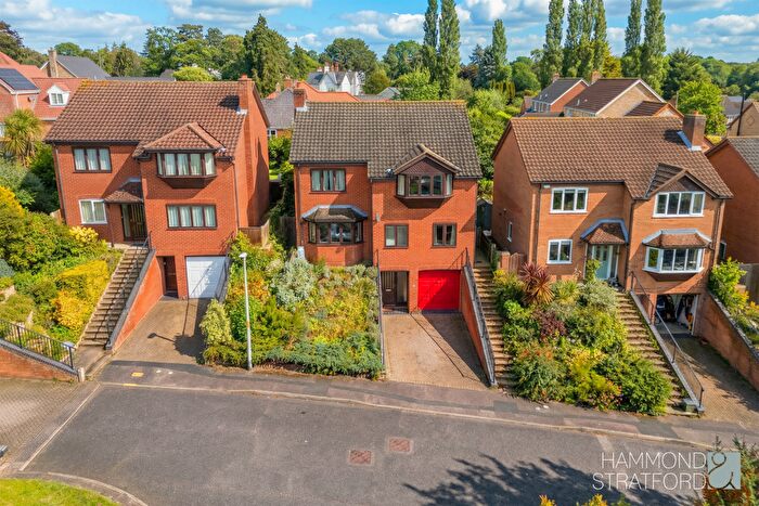 5 Bedroom Detached House For Sale In Chestnut Hill, Eaton, NR4