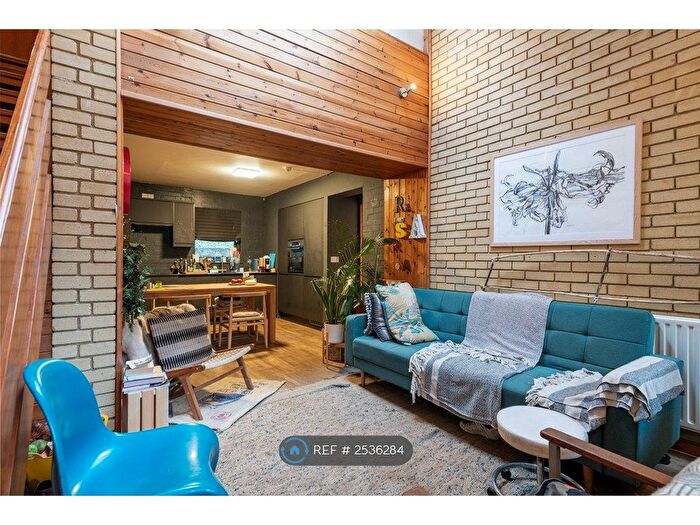 2 Bedroom Semi-Detached House To Rent In Beckenham Place Park, Beckenham, BR3