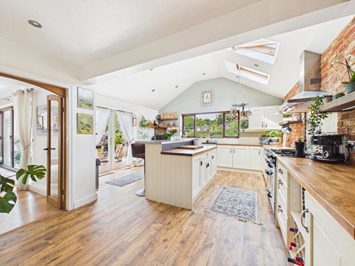 4 Bedroom Detached House For Sale In Marlow Bottom, Marlow, Buckinghamshire, SL7