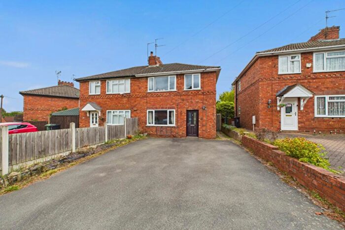 3 Bedroom Semi-Detached House For Sale In Church Avenue, Stourbridge, DY8