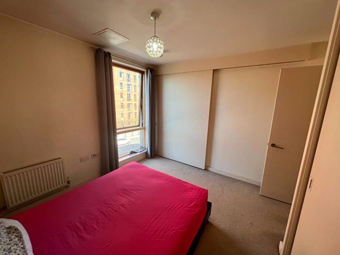 1 Bedroom Flat For Sale In Central Reading, Berkshire, RG1