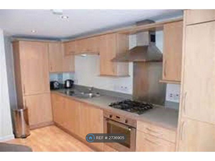 2 Bedroom Flat To Rent In The Atrium, Nottingham, NG2