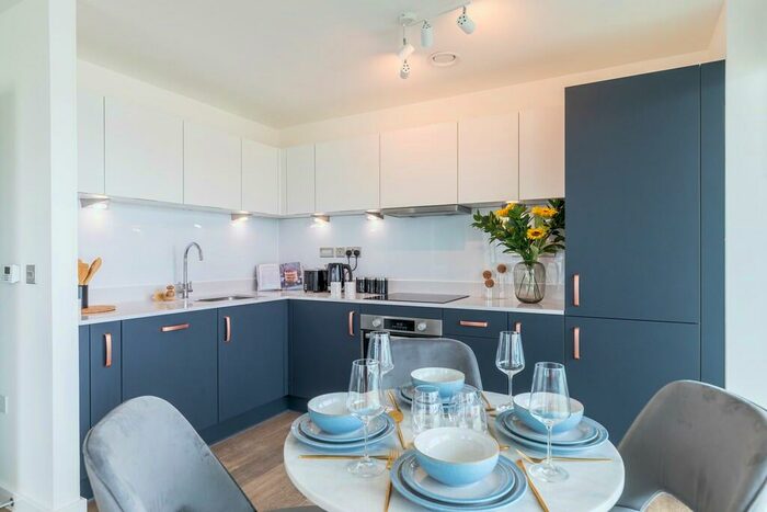 2 Bedroom Apartment To Rent In Centenary Plaza, Southampton, SO19